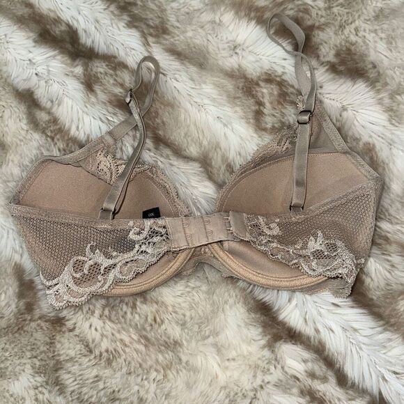 Natori nude soft cup bra with lace trim | Sz 30D - Picture 3 of 8